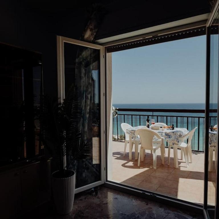 La terrazza sul mare by MONHOLIDAY - Appartamento con 1 Camera da Letto - 5