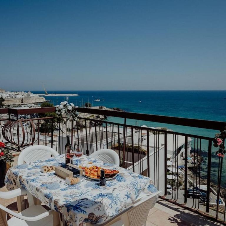 La terrazza sul mare by MONHOLIDAY - Appartamento con 1 Camera da Letto - 1