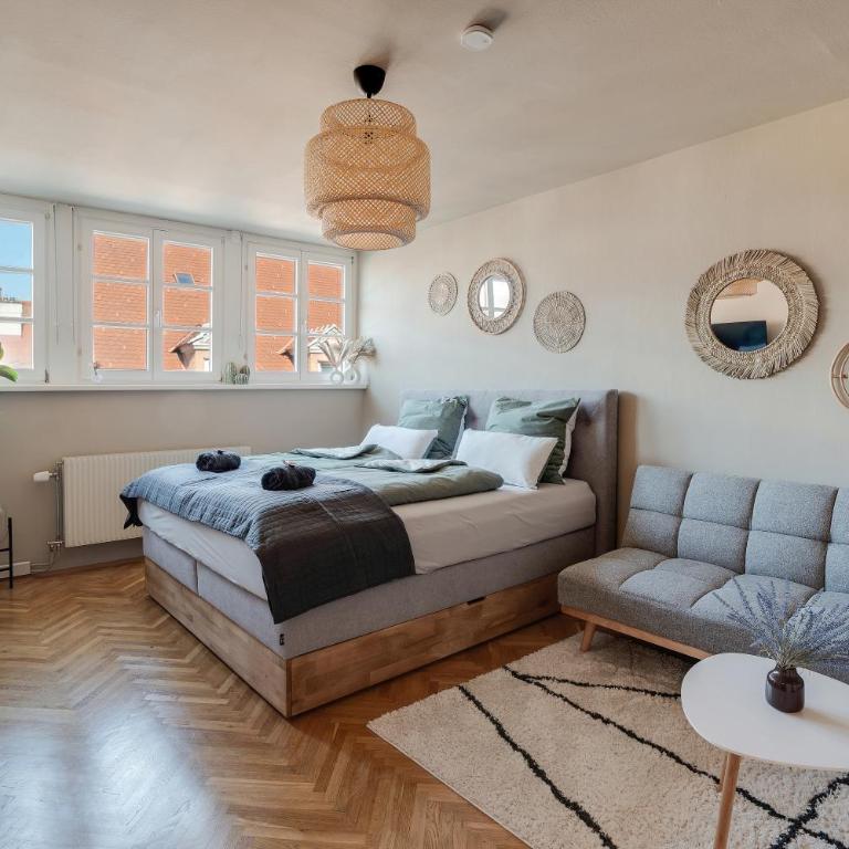 Boho Design Altstadt Studio - AC & Free Parking by HERO HOMES Graz - Apartment mit 1 Schlafzimmer - 9