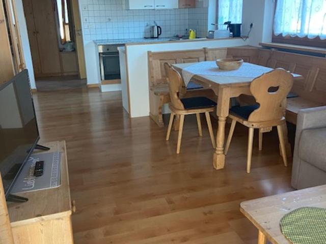Kienasthof - One-Bedroom Apartment with Balcony - 2