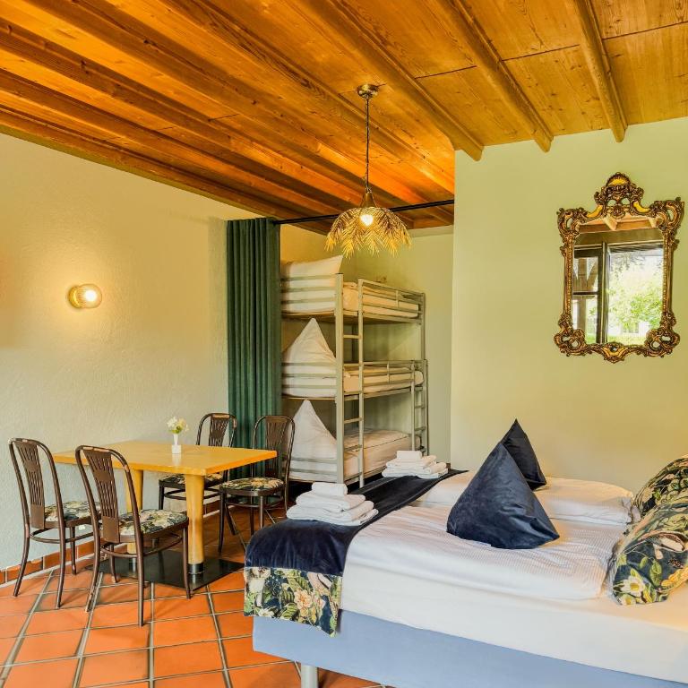 Villa Fantasia Budget Boutique Hotel - Fünfbettzimmer - 2