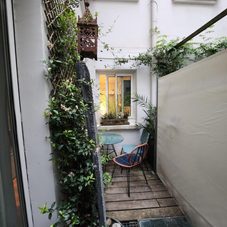 Pic de Nôtre Dame, Charming Suites Paris - Chambre Double Deluxe avec Balcon - 14