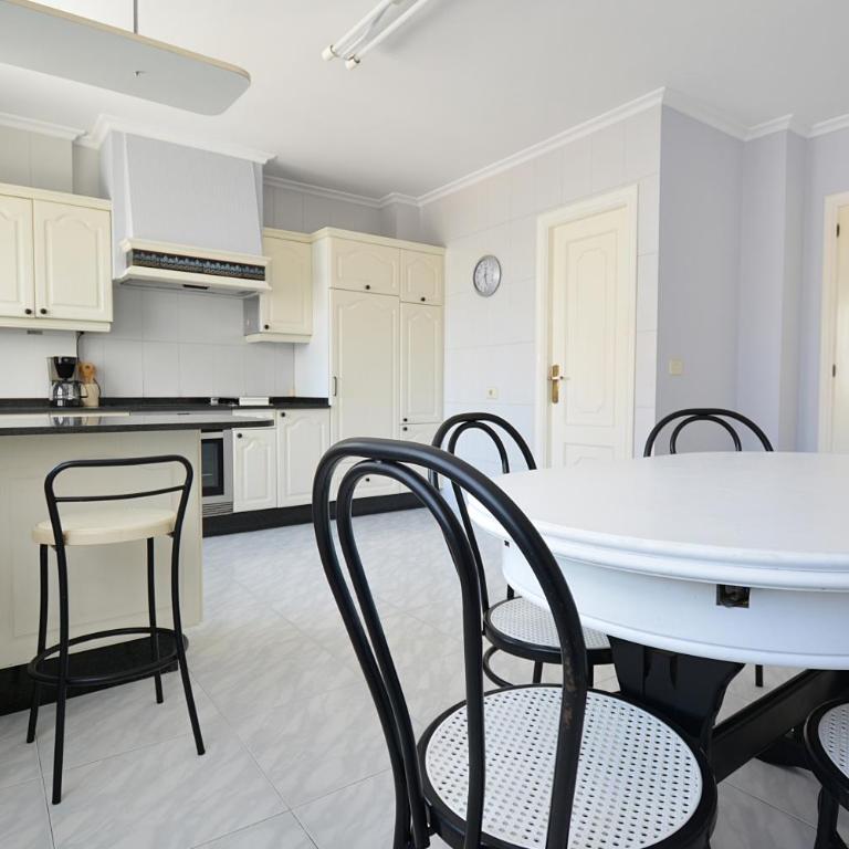 Enorme TRIPLEX en el centro de O Grove - Apartamento - 11