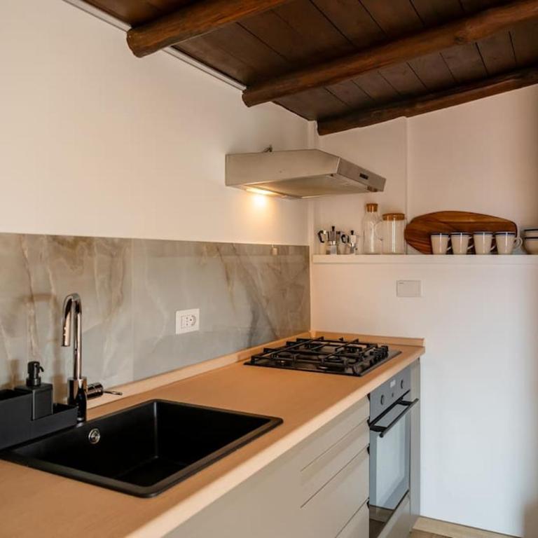 SKY DOMUS ROME Historic Center Penthouse With Jacuzzi - Appartamento con 2 Camere da Letto - 2