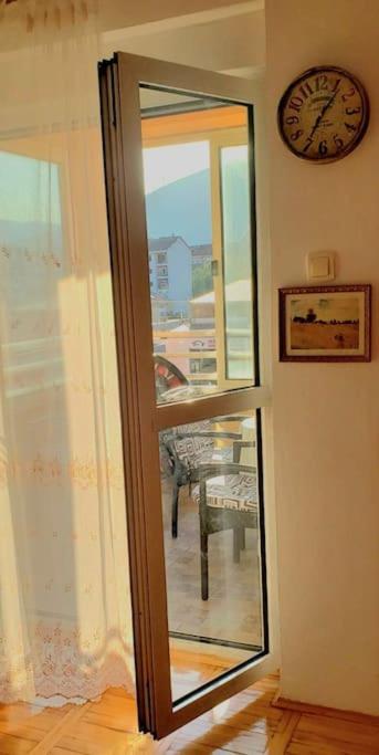 Pored Trebisnjice - Apartman sa 1 Spavaćom Sobom - 3