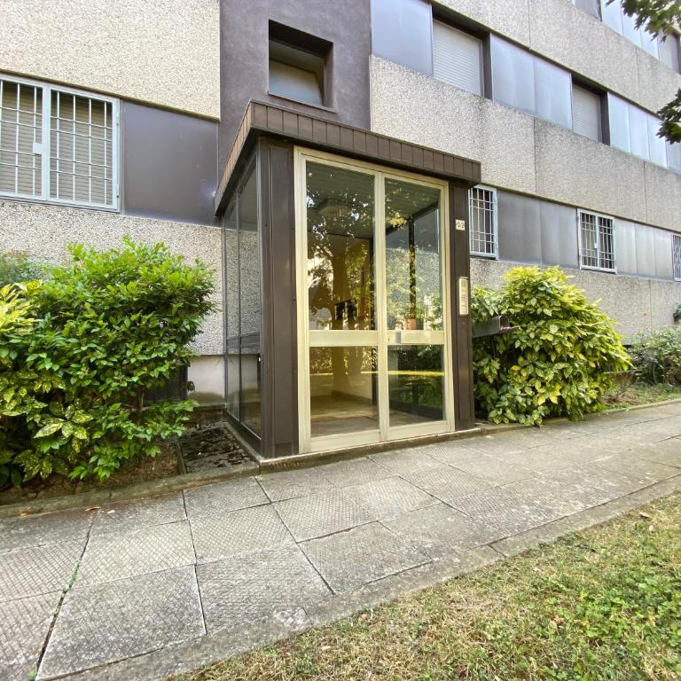 Urban Nest Skyline Retreat Rooms - Double Room with Private Bathroom - 5