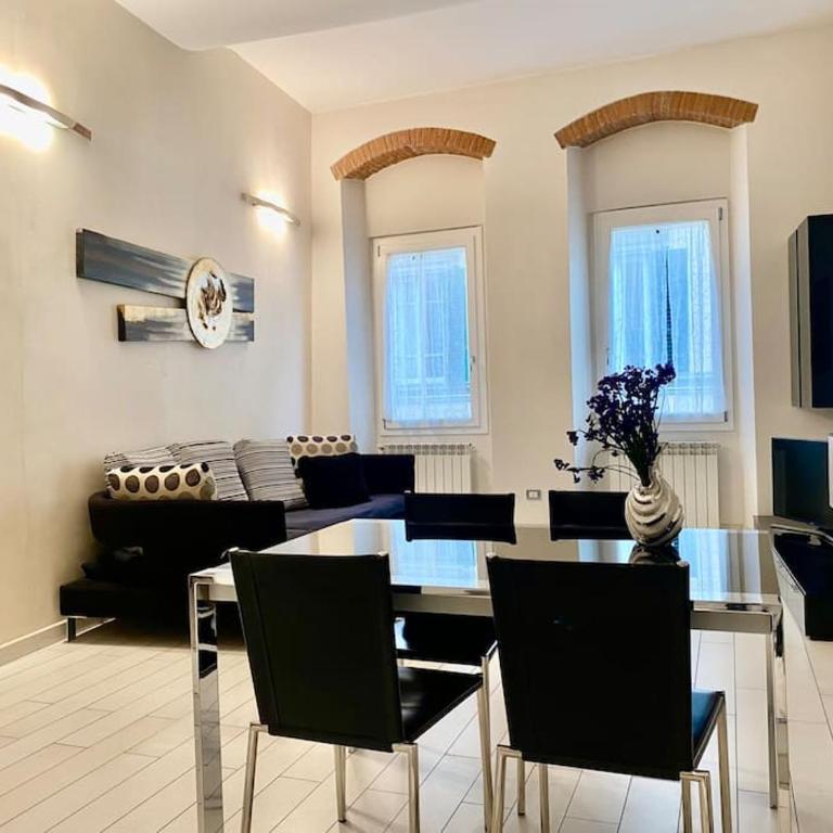 Appartamento Centro Città - Two-Bedroom Apartment - 7