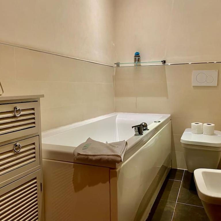 Appartamento Centro Città - Two-Bedroom Apartment - 21