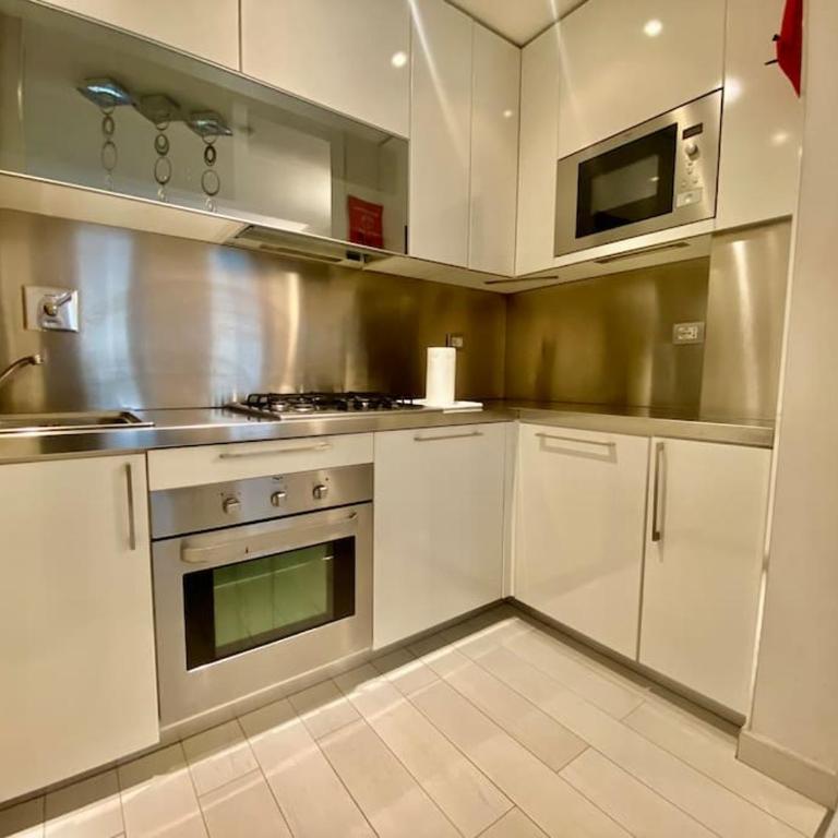 Appartamento Centro Città - Two-Bedroom Apartment - 33