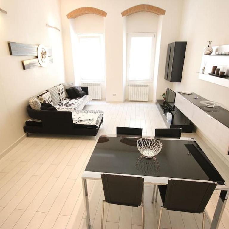 Appartamento Centro Città - Two-Bedroom Apartment - 34