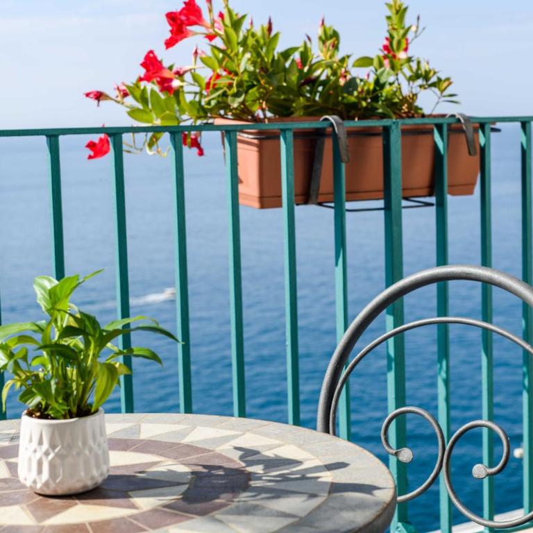 Hotel Il Nido - Camera Tripla con Vista Mare - 16
