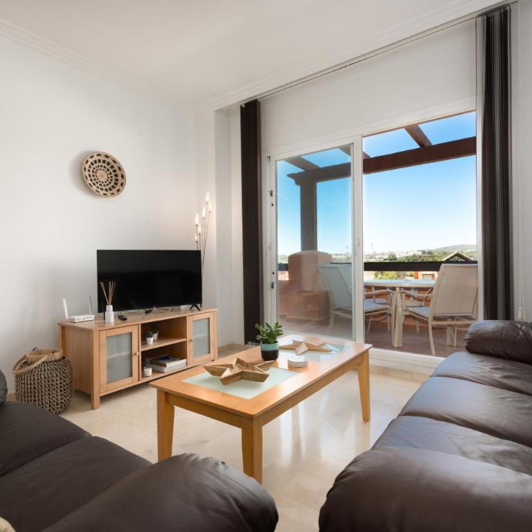 Casares del Sol 2100 - Apartamento con vistas a la piscina - 5