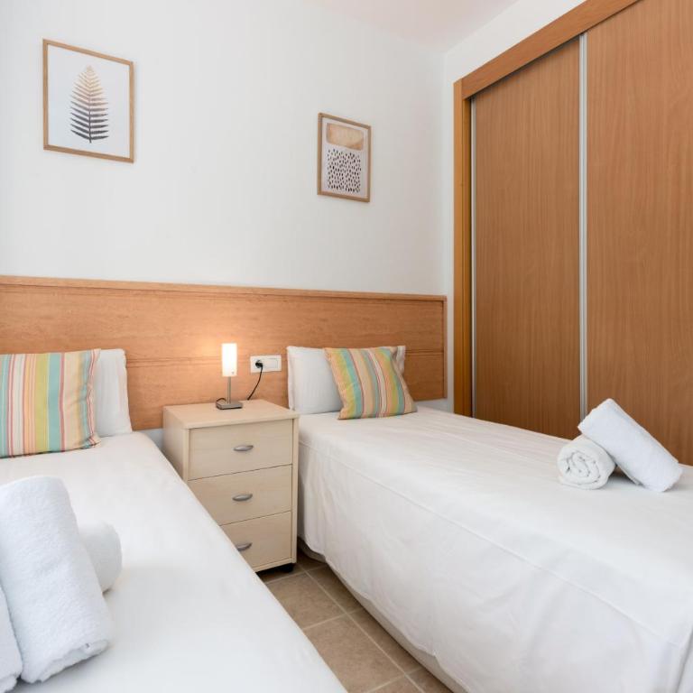 Casares del Sol 2100 - Apartamento con vistas a la piscina - 14