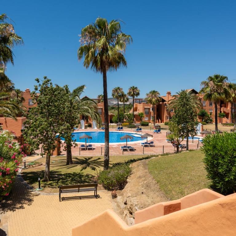 Casares del Sol 2100 - Apartamento con vistas a la piscina - 28