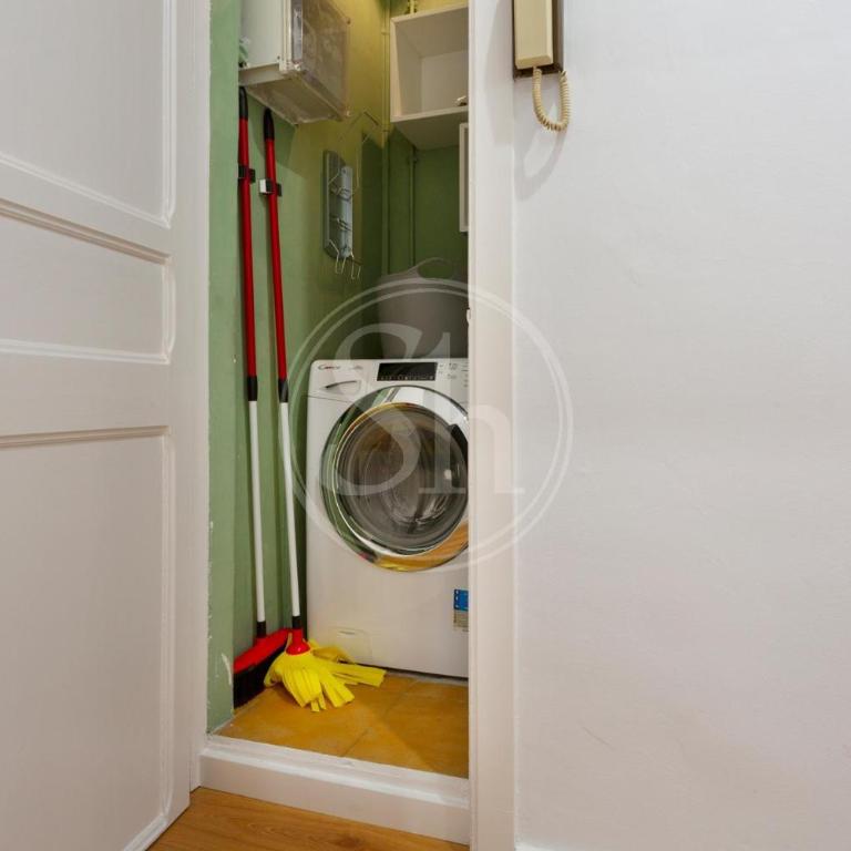 Cozy apartment near Sagrada Familia - One-Bedroom Apartment - 15