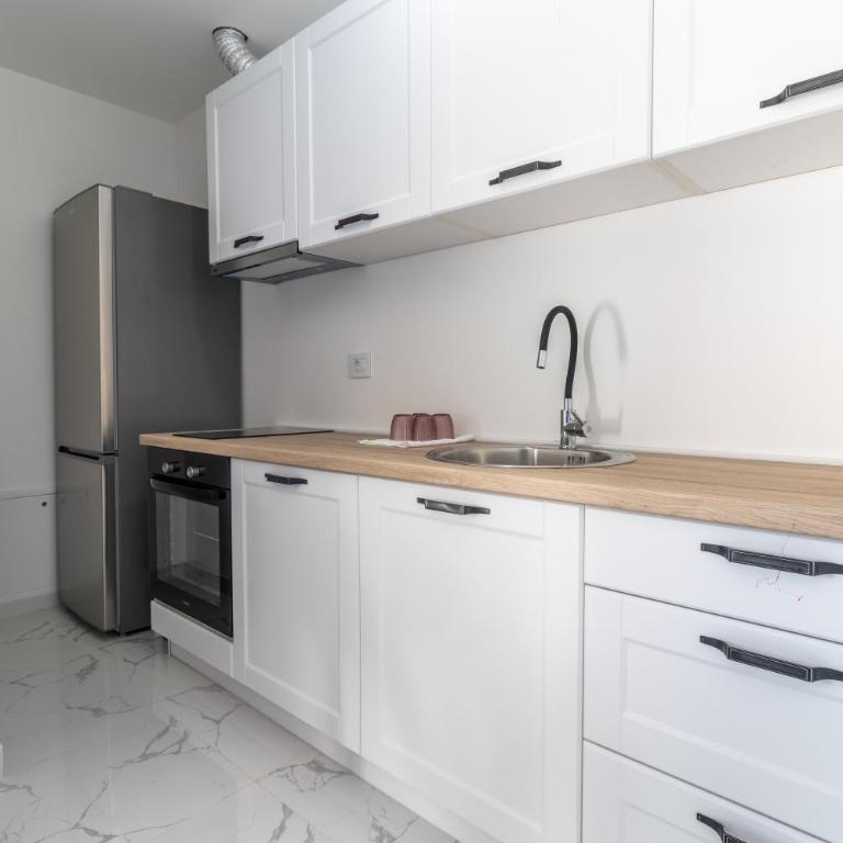 Smart Apartment - One-Bedroom Apartment - 2