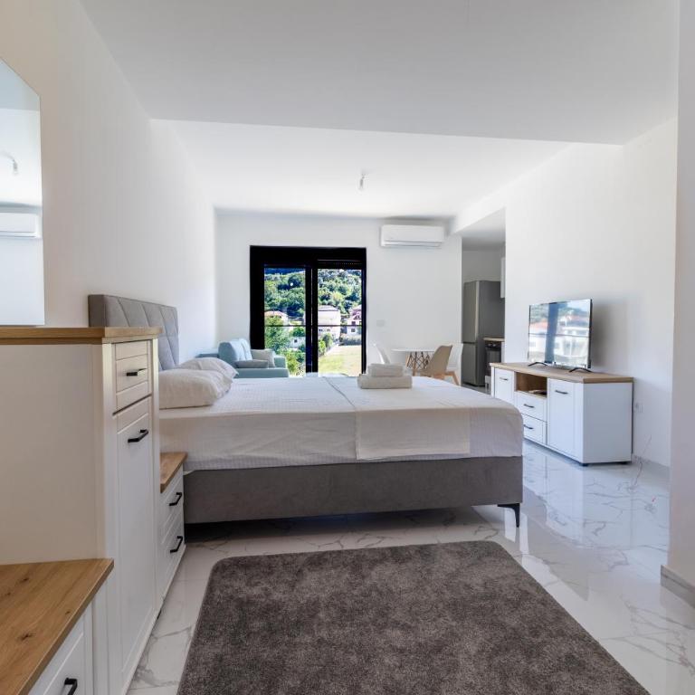 Smart Apartment - One-Bedroom Apartment - 12