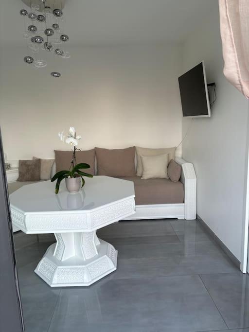 Villa luxueuse et Moderne avec piscine ! - Villa - 11