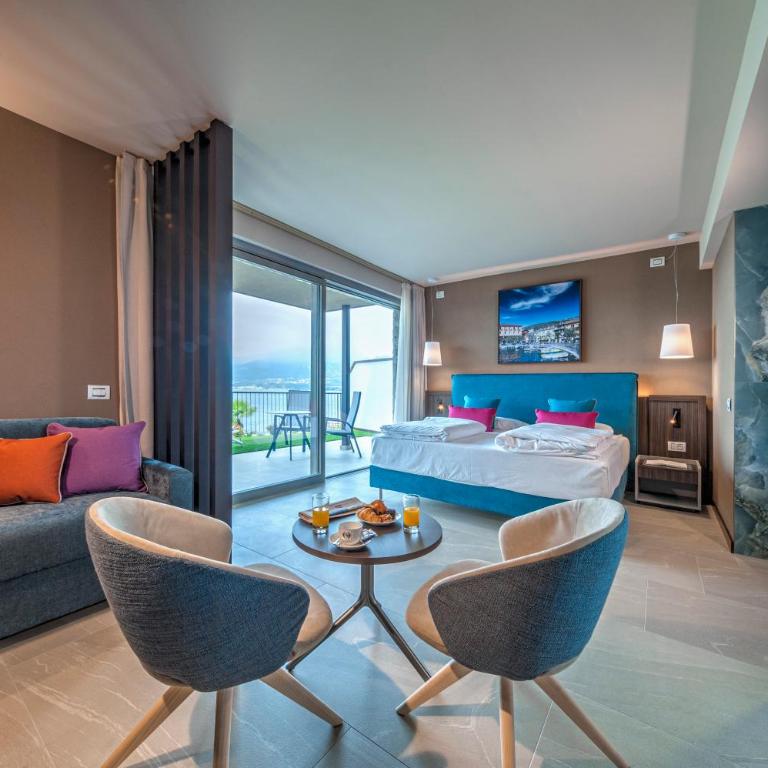 Sky View Garda Lake by Hotel Galvani - Junior Suite con Terrazza e Vista Lago - 2