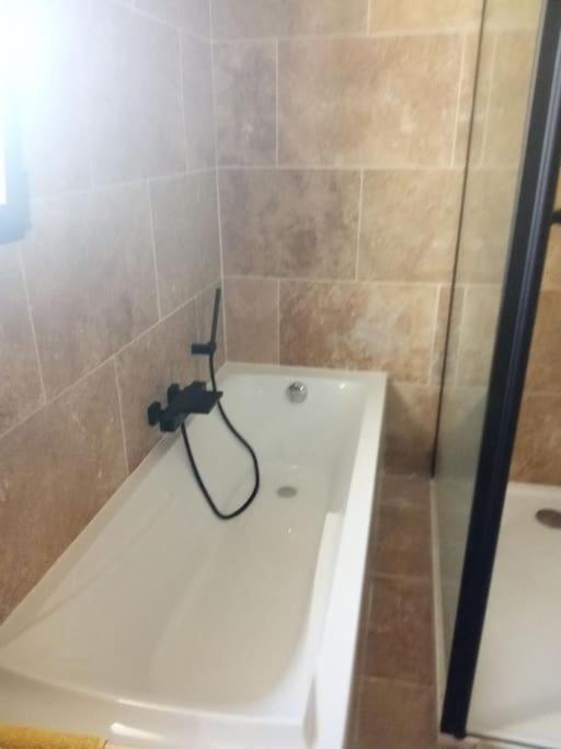 Bastide 3 chambres 6personnes avec piscine sur Aix en Provence - Villa 1 Chambre - 13