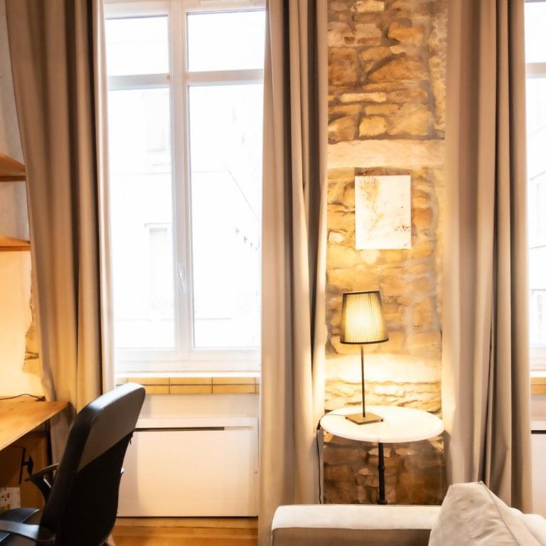 Le petit Imbert - studio chaleureux et cozy - Appartement - 9