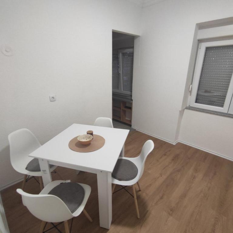 MLUX - One-Bedroom Apartment - 3