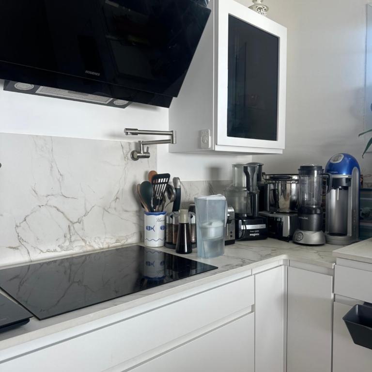 Grand Studio Mer et Confort centre-ville, parking - Casa con 1 dormitorio - 15