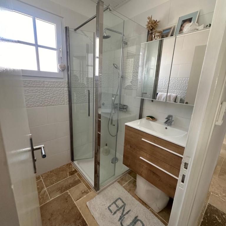 Grand Studio Mer et Confort centre-ville, parking - Casa con 1 dormitorio - 13