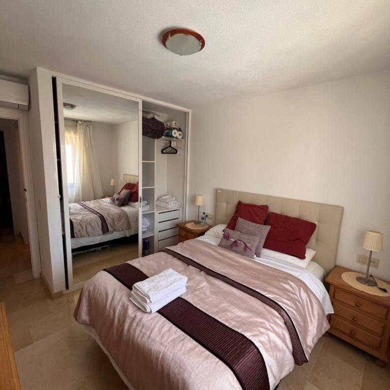 Beautiful 2 beds-near coast with pool & balcony - Apartamento de 2 dormitorios - 1