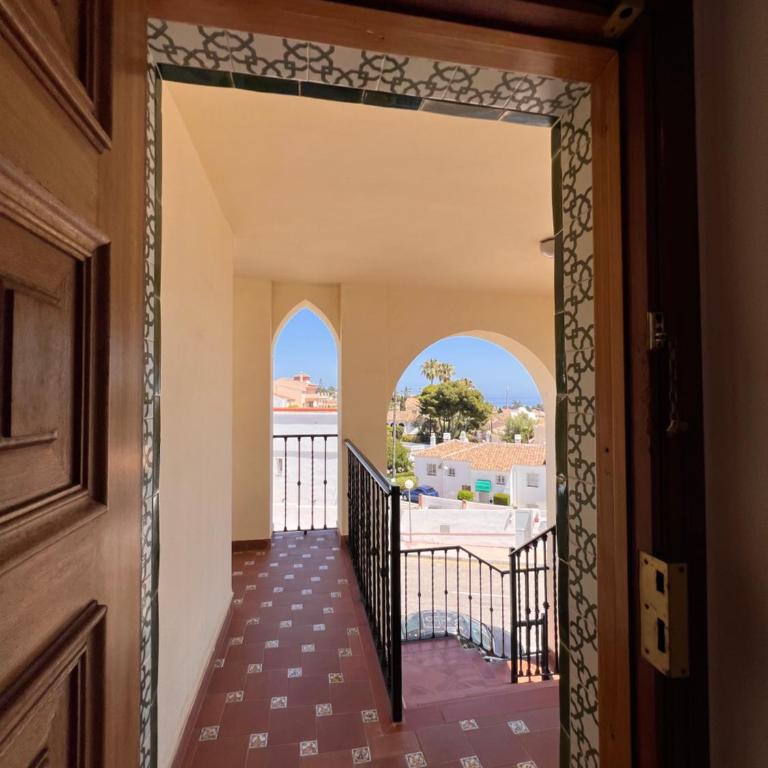 Beautiful 2 beds-near coast with pool & balcony - Apartamento de 2 dormitorios - 13