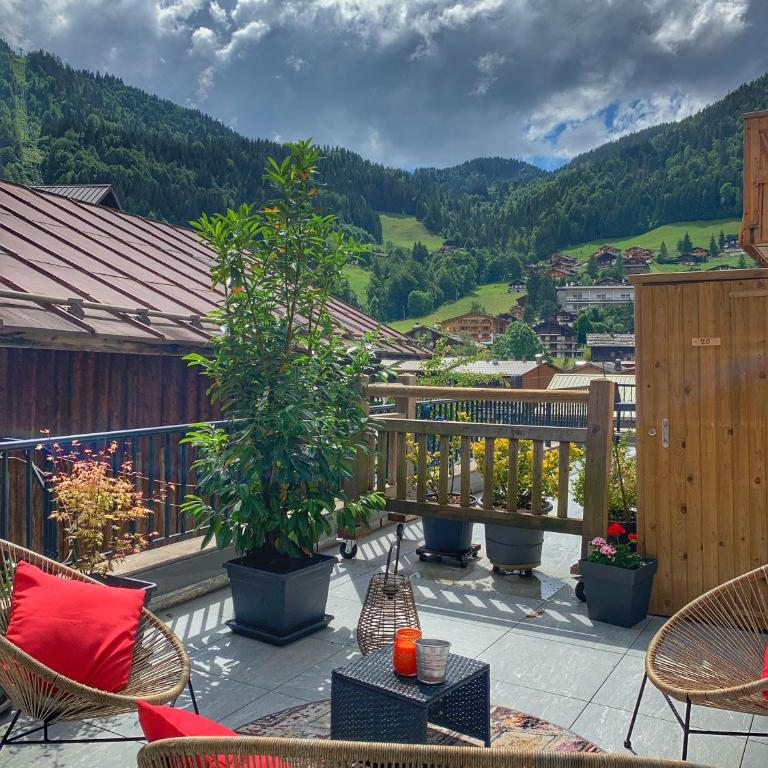 Nouveau et spacieux, Place de l'Eglise et terrasse privative - Appartement en Duplex - 2