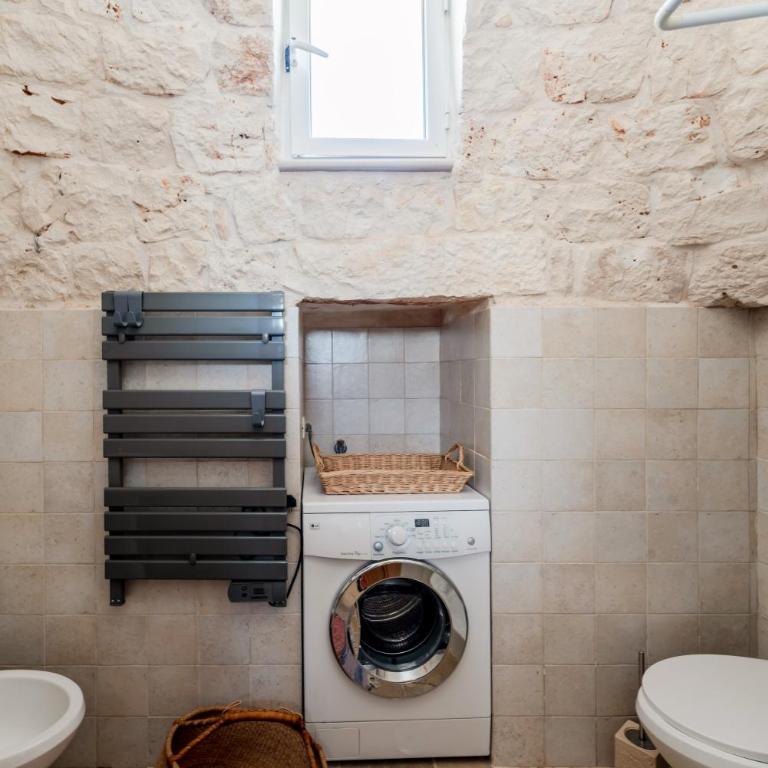 White Conus by Rentbeat - Three-Bedroom Villa - 22