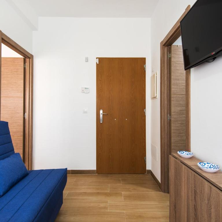 Boliches Apartment on the Beach, ideal parejas - One-Bedroom Apartment - 14
