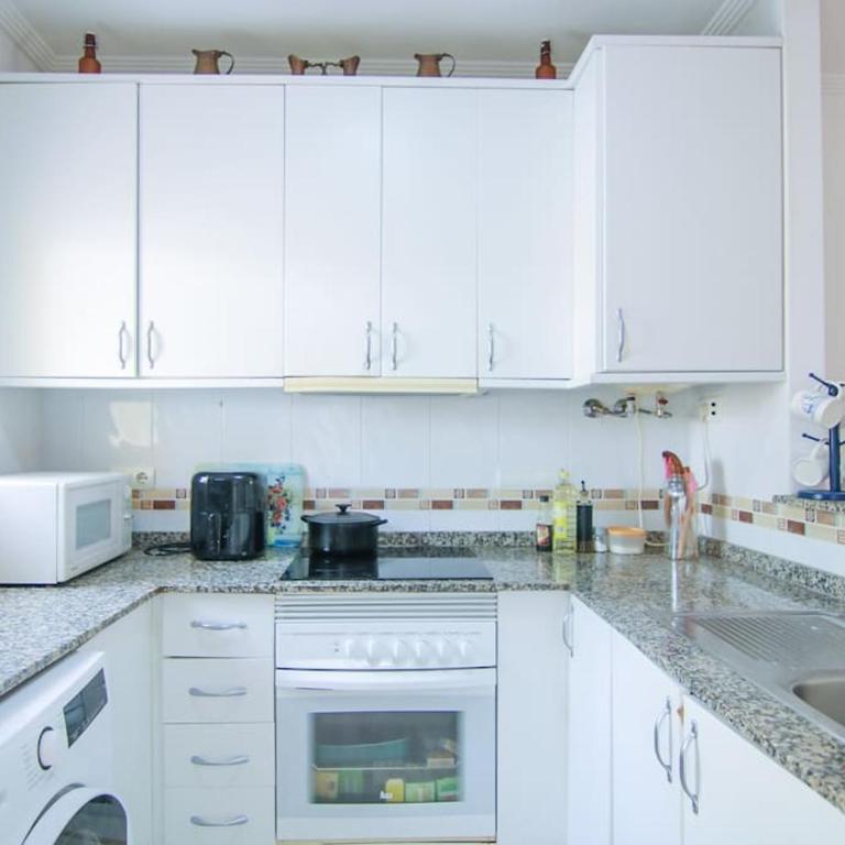 Bungalow con piscina Comunitaria - Lilia Rosa 10 - Two-Bedroom Apartment - 9