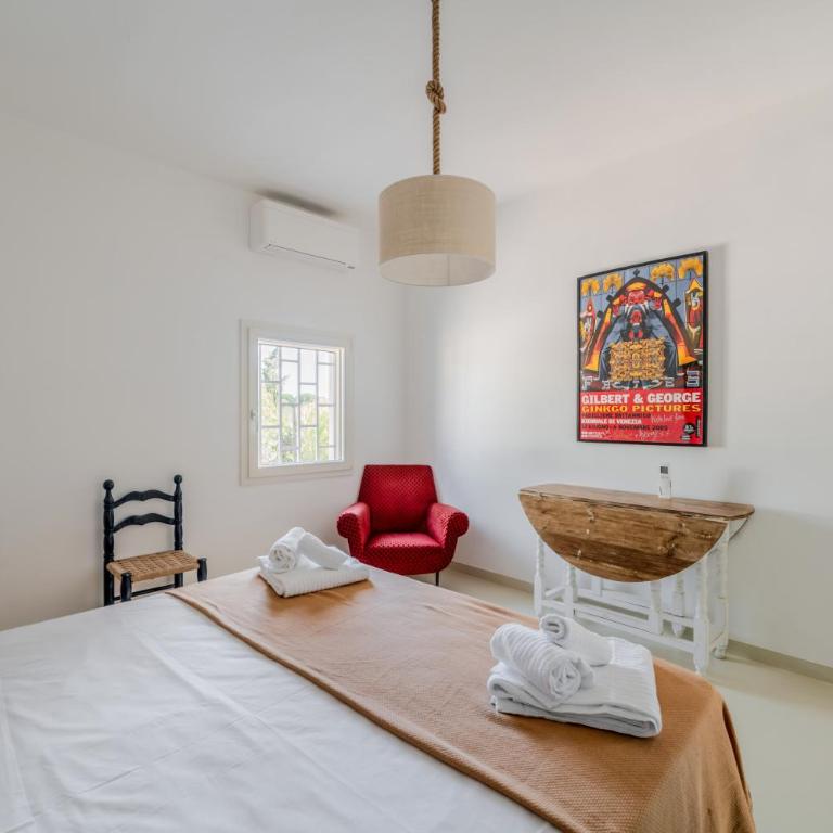 White Conus by Rentbeat - Three-Bedroom Villa - 47