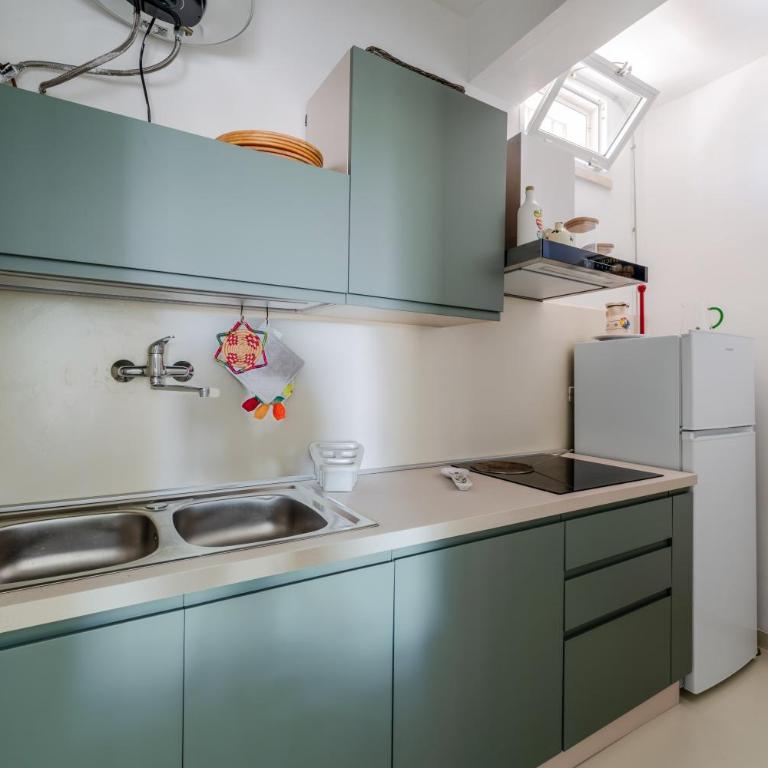 White Conus by Rentbeat - Three-Bedroom Villa - 42