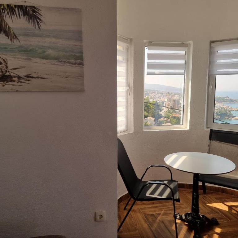 Captain's View - One-Bedroom Apartment - 12