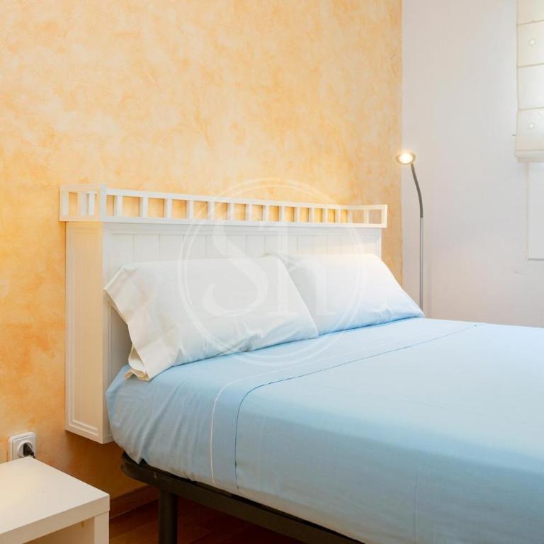 Beautiful apartment in Montjuic - Two-Bedroom Apartment - 21