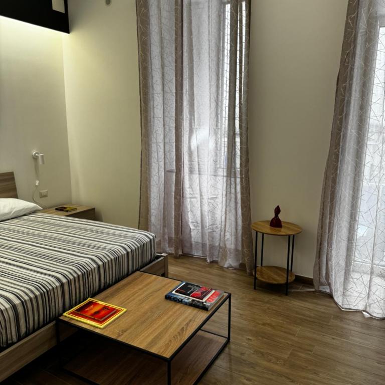 Terno Su Napoli Sanità - Deluxe Double Room (Annex) - 8