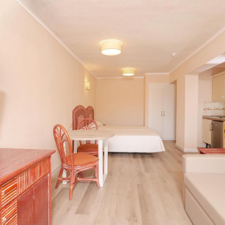 HOVIMA Santa María - Estudio Confort (2 adultos) - 1