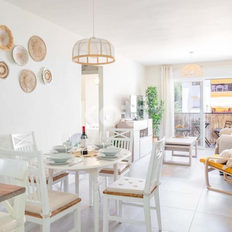 Koti Rentals - Playa Santa Ana - Apartamento de 2 dormitorios - 2