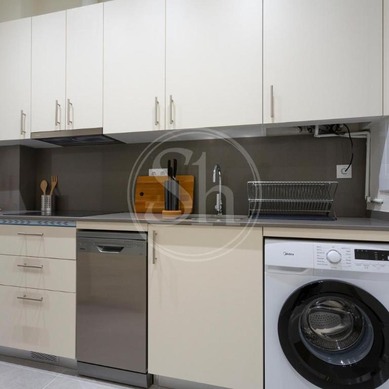 Cómodo piso en Eixample - Two-Bedroom Apartment - 10