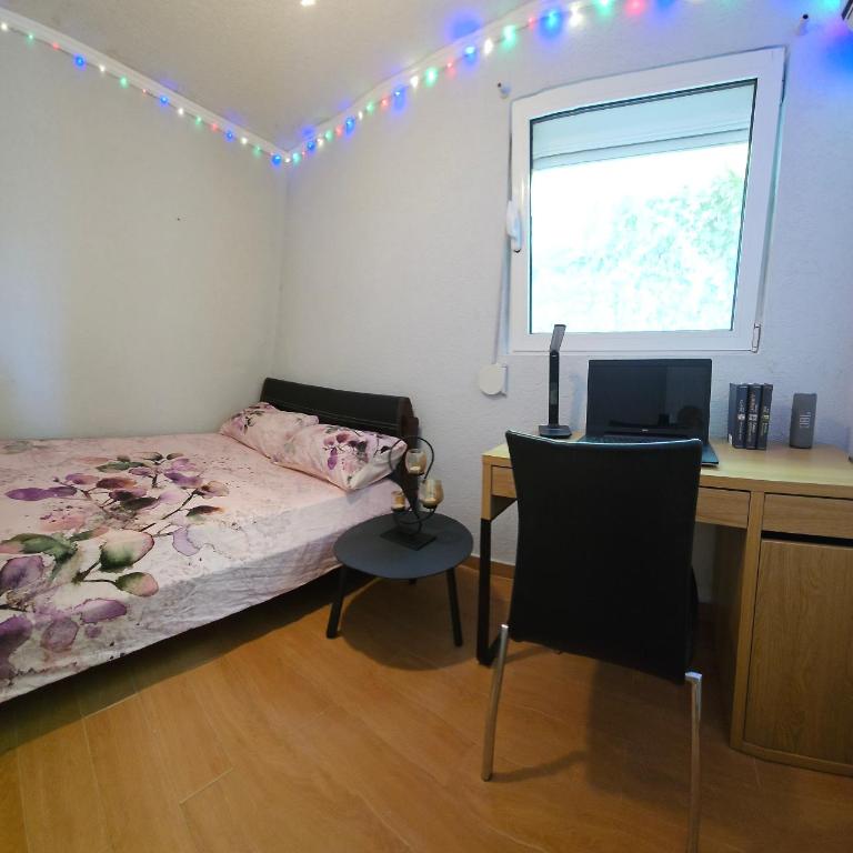 Montebar1 - One-Bedroom House - 12