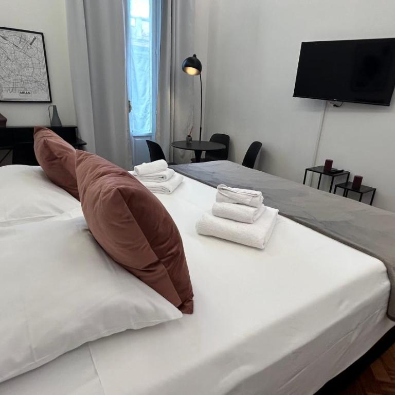 Easylife - Suite in Porta Venezia - Camera King Standard - 9
