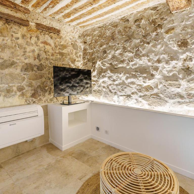 Parking inclus Vieil Antibes 200m mer Climatisé 2 personnes - Appartement 1 Chambre - 10