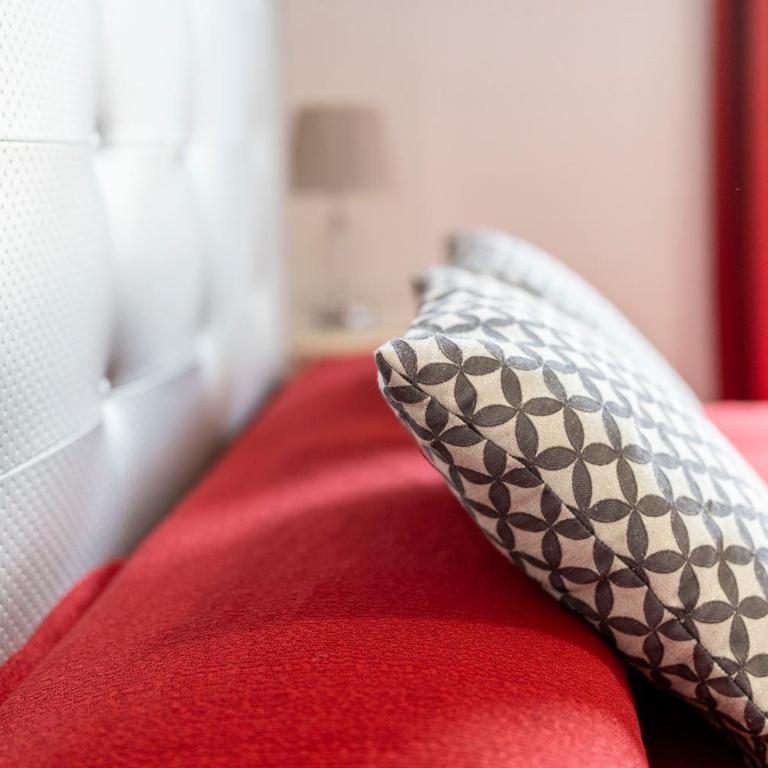 Cedran Granada Apartamento - Three-Bedroom Apartment - 28