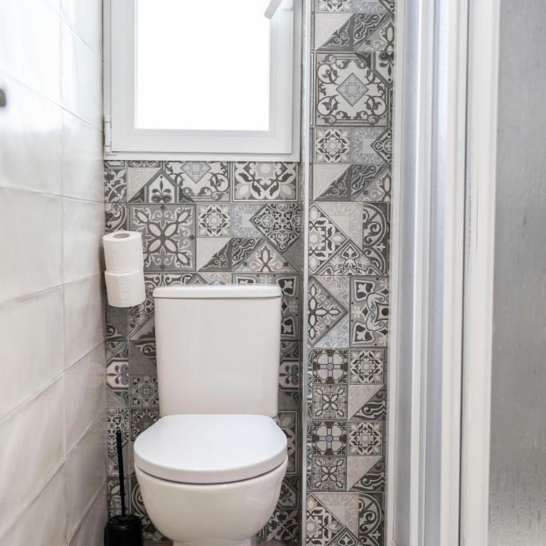 Cedran Granada Apartamento - Three-Bedroom Apartment - 23