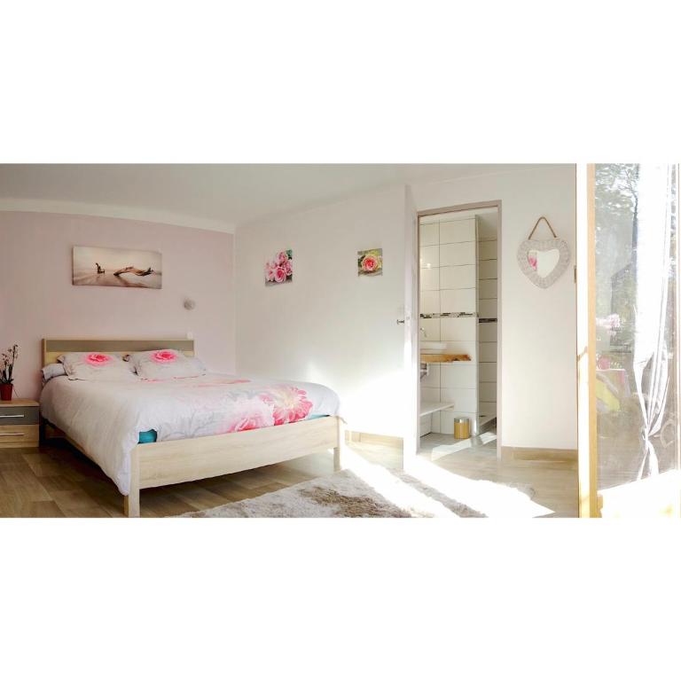 Les Jasmins - Chambre Double avec Terrasse Privée et Cuisine Extérieure - 3