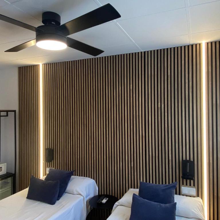 ROVIOR Rooms & Café - Habitación Doble - 2 camas - 1