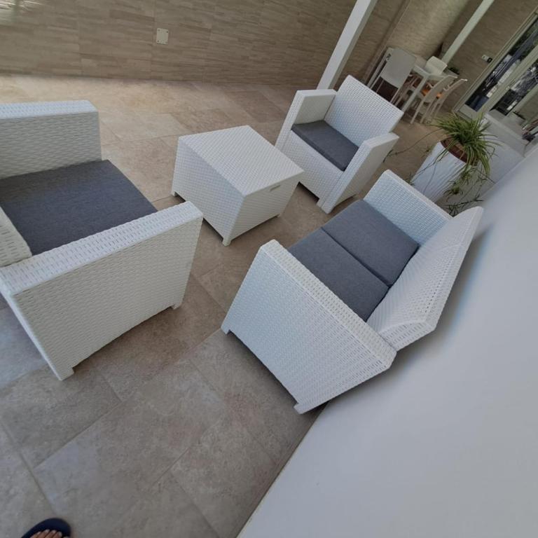 Villa Lory - Torre Lapillo - 300 mt dalla spiaggia - Casa con 1 Camera da Letto - 5